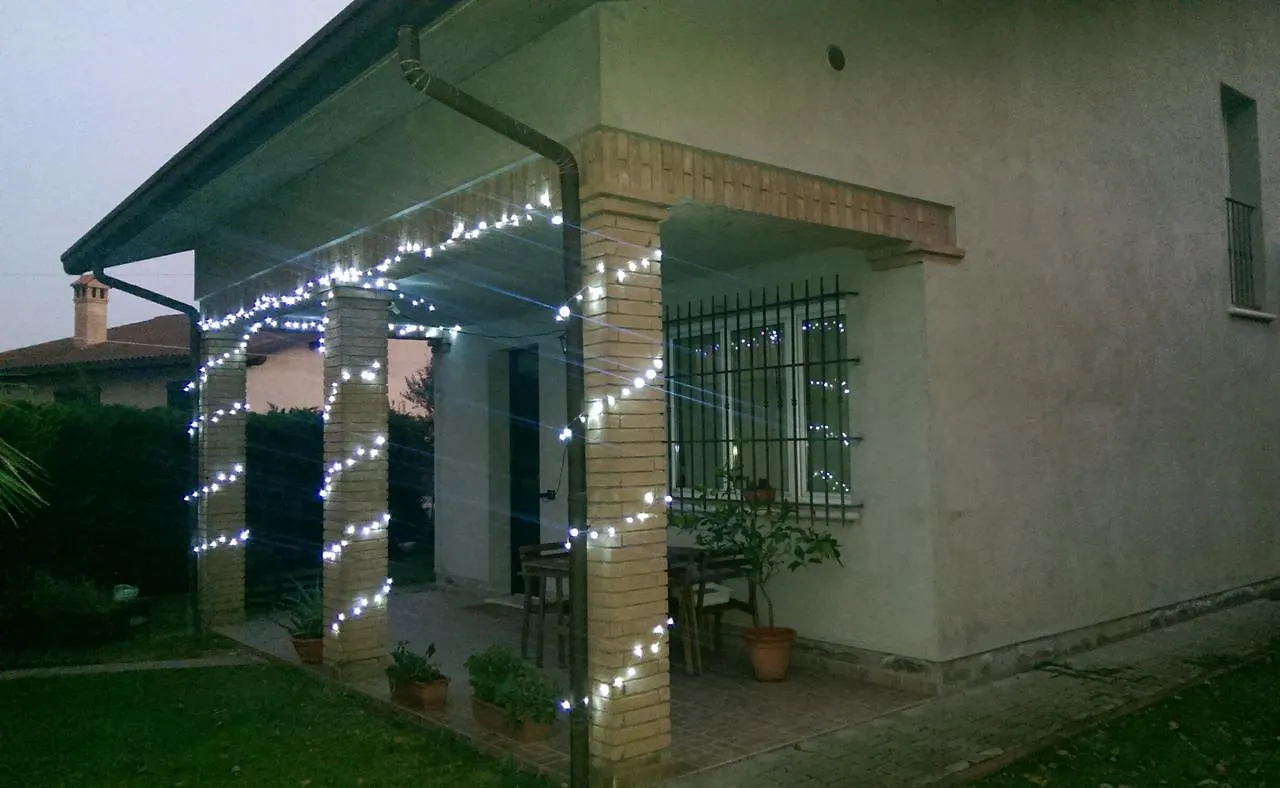 B & B La Via Del Mare Porto Fuori Отель типа 